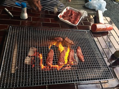 夕食は みんなでBBQ！ キャッチ画像