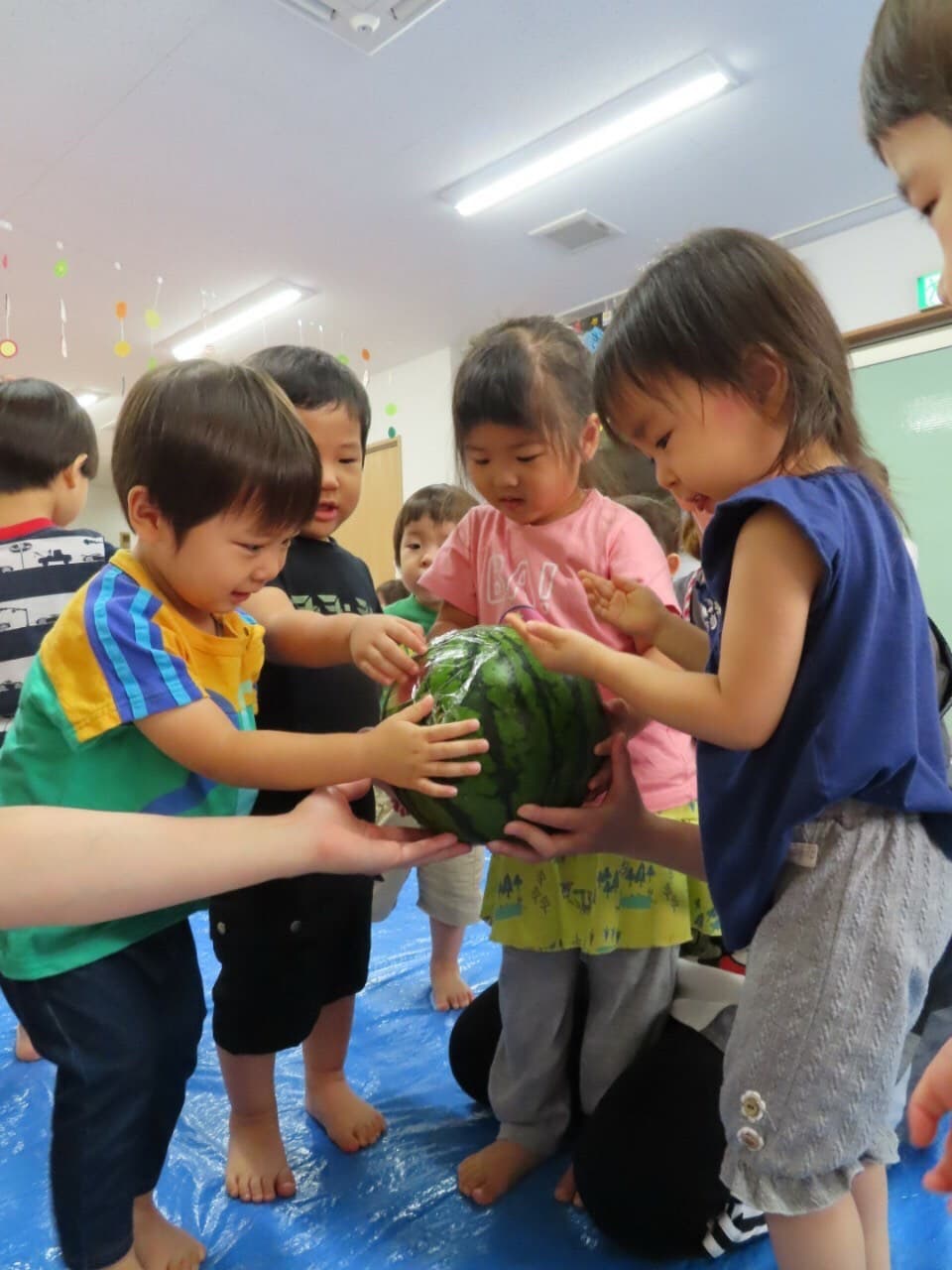 7月30日　皆で🍉「スイカ割り」を楽しみましたょ😃 キャッチ画像